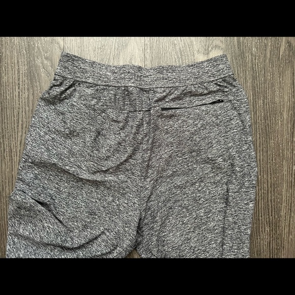 Lululemon Intent Jogger - Picture 7 of 9